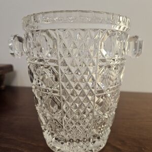 Vyg Pressed Glass Ice Bucket/Vase with Handles Daisy Button Diamond Point Pttrn